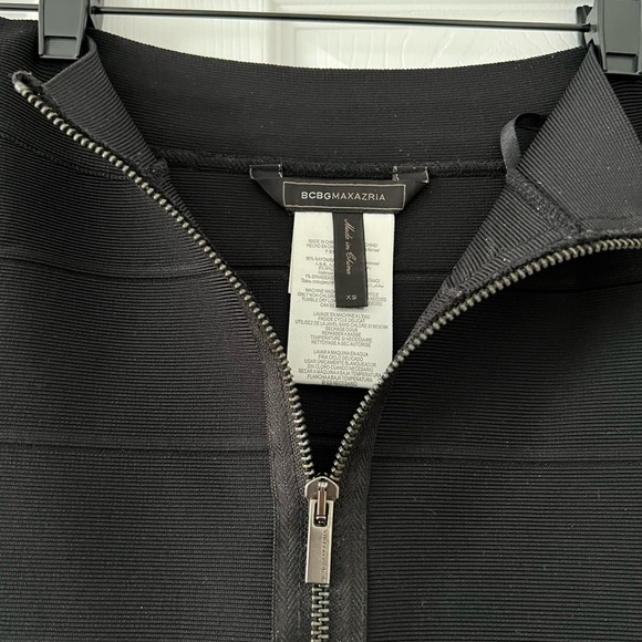 BCBG skirt - Picture 2 of 2